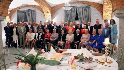 Uroczystość Jubileuszy Małżeńskich w Jedlinie-Zdroju [Foto]