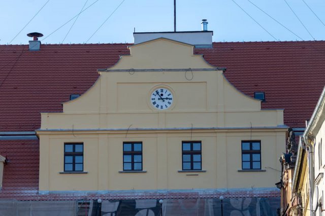 Postęp prac przy remoncie mieroszowskiego ratusza [Foto]
