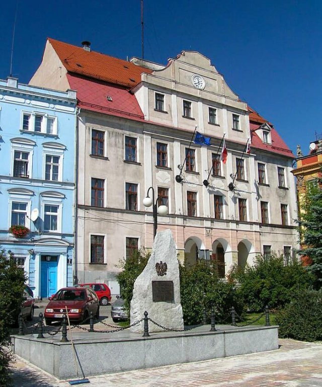 Postęp prac przy remoncie mieroszowskiego ratusza [Foto]