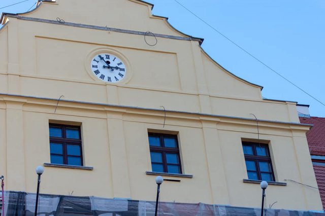 Postęp prac przy remoncie mieroszowskiego ratusza [Foto]