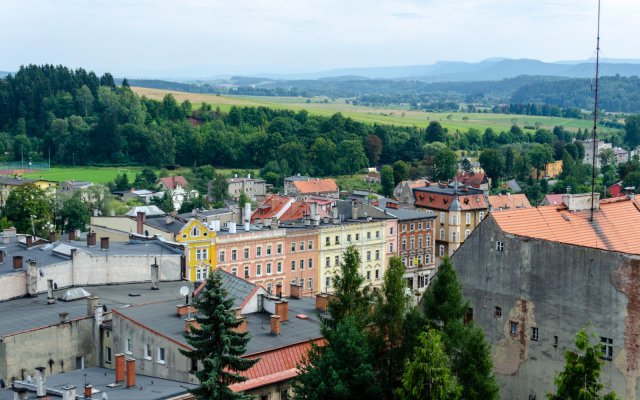 Postęp prac przy remoncie mieroszowskiego ratusza [Foto]