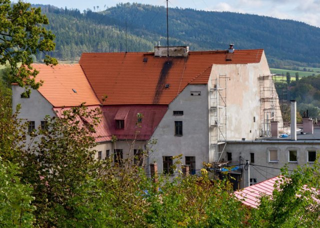 Postęp prac przy remoncie mieroszowskiego ratusza [Foto]