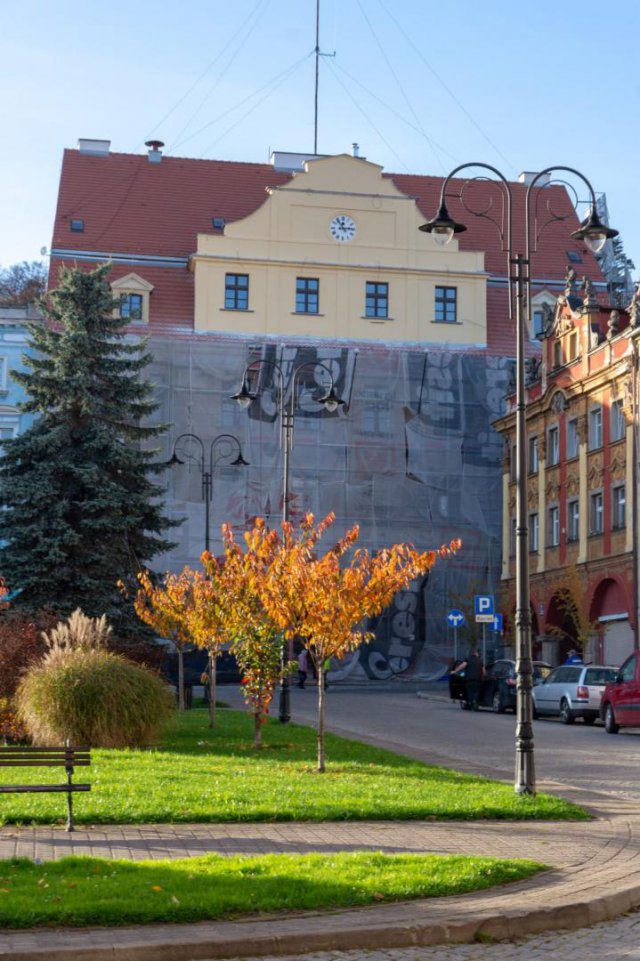 Postęp prac przy remoncie mieroszowskiego ratusza [Foto]