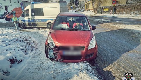 Zderzenie trzech pojazdów w Szczawnie-Zdroju
