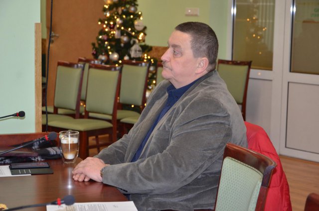 Uchwalono budżet powiatu wałbrzyskiego na rok 2023 [Szczegóły]