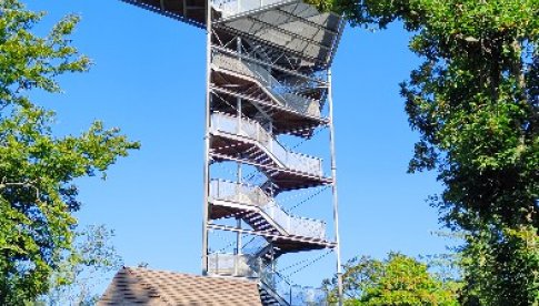 Wieża widokowa na Trójgarbie na II miejscu w plebiscycie. W pierwszej siódemce 3 wieże z powiatu wałbrzyskiego!