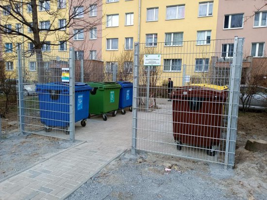 Nowe boksy na odpady przy ul. Palisadowej w Wałbrzychu