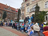 Obchodzili Światowy Dzień Świadomości Autyzmu w Szczawnie-Zdroju [Foto]