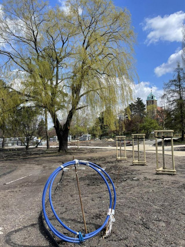 Trwa modernizacja parków na Piaskowej Górze [Foto]