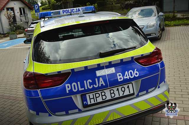 Zobacz, jak prezentuje się nowy radiowóz głuszyckiej policji [Foto]