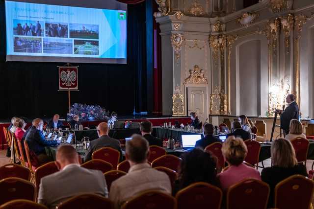 Absolutorium dla burmistrza Szczawna-Zdroju za wykonanie ubiegłorocznego budżetu [FOTO]