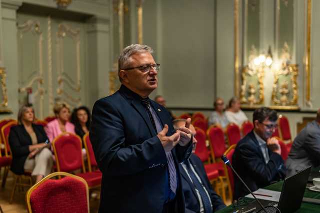 Absolutorium dla burmistrza Szczawna-Zdroju za wykonanie ubiegłorocznego budżetu [FOTO]