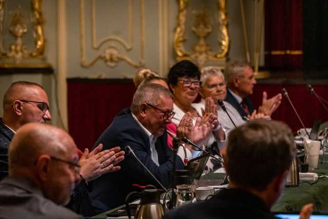 Absolutorium dla burmistrza Szczawna-Zdroju za wykonanie ubiegłorocznego budżetu [FOTO]