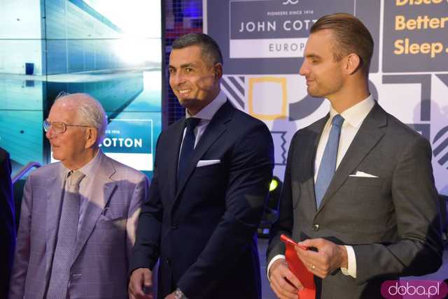 Za nami otwarcie nowego kompleksu i hali przemysłowej John Cotton na WSSE w Szczawnie-Zdroju [FOTO]