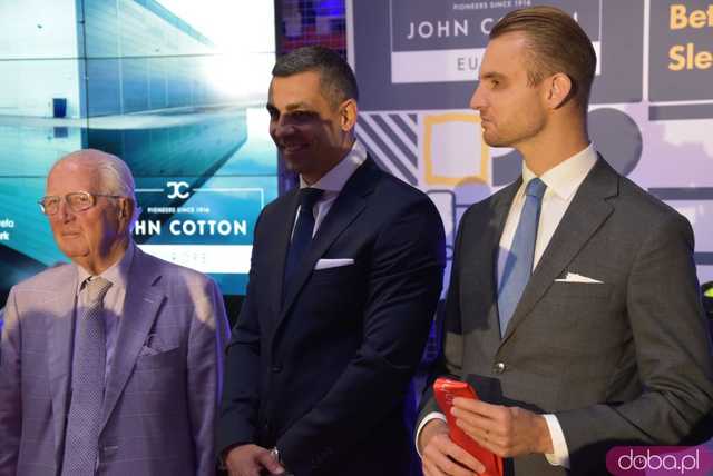 Za nami otwarcie nowego kompleksu i hali przemysłowej John Cotton na WSSE w Szczawnie-Zdroju [FOTO]
