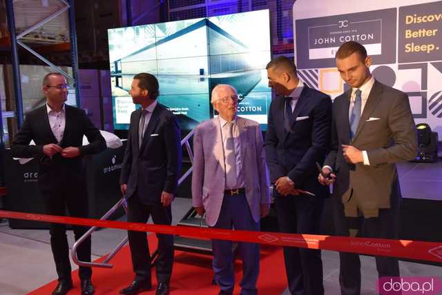 Za nami otwarcie nowego kompleksu i hali przemysłowej John Cotton na WSSE w Szczawnie-Zdroju [FOTO]