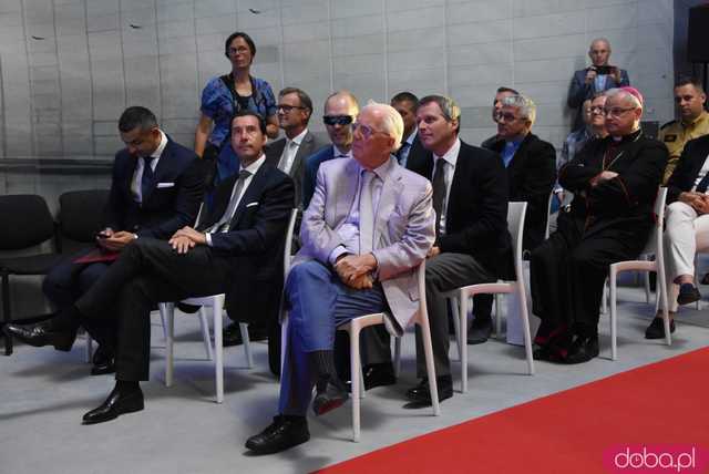 Za nami otwarcie nowego kompleksu i hali przemysłowej John Cotton na WSSE w Szczawnie-Zdroju [FOTO]