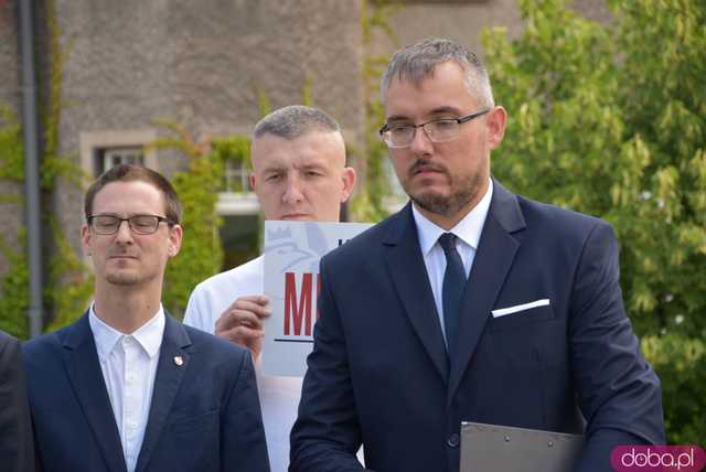 [WIDEO, FOTO] Konfederacja przedstawiła kandydatów do wyborów parlamentarnych