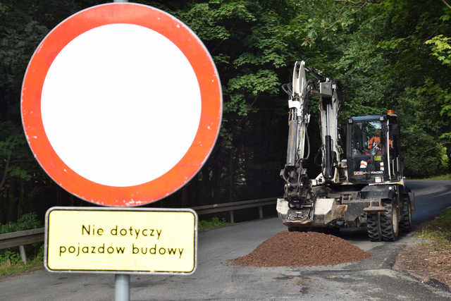 Łopata wbita! Ruszają prace przy budowie obwodnicy Boguszowa-Gorc [FOTO]