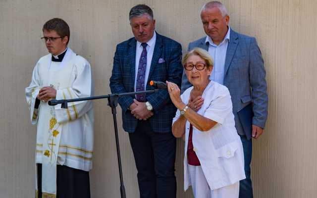 [FOTO] W Mieroszowie powstał Skwer Sybiraków. Za nami uroczyste odsłonięcie tablicy