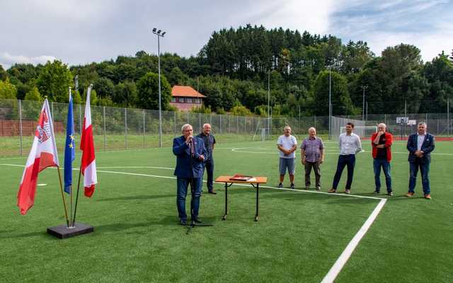 [FOTO] Dwa obiekty sportowe w Mieroszowie gotowe do użytku po modernizacji