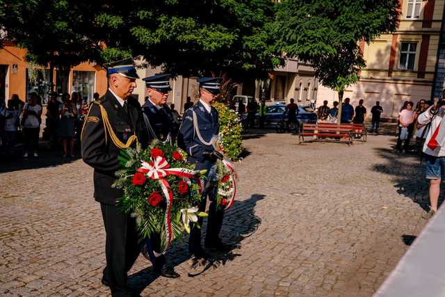 [FOTO] Obchody 80. rocznicy wybuchu powstania warszawskiego w Wałbrzychu