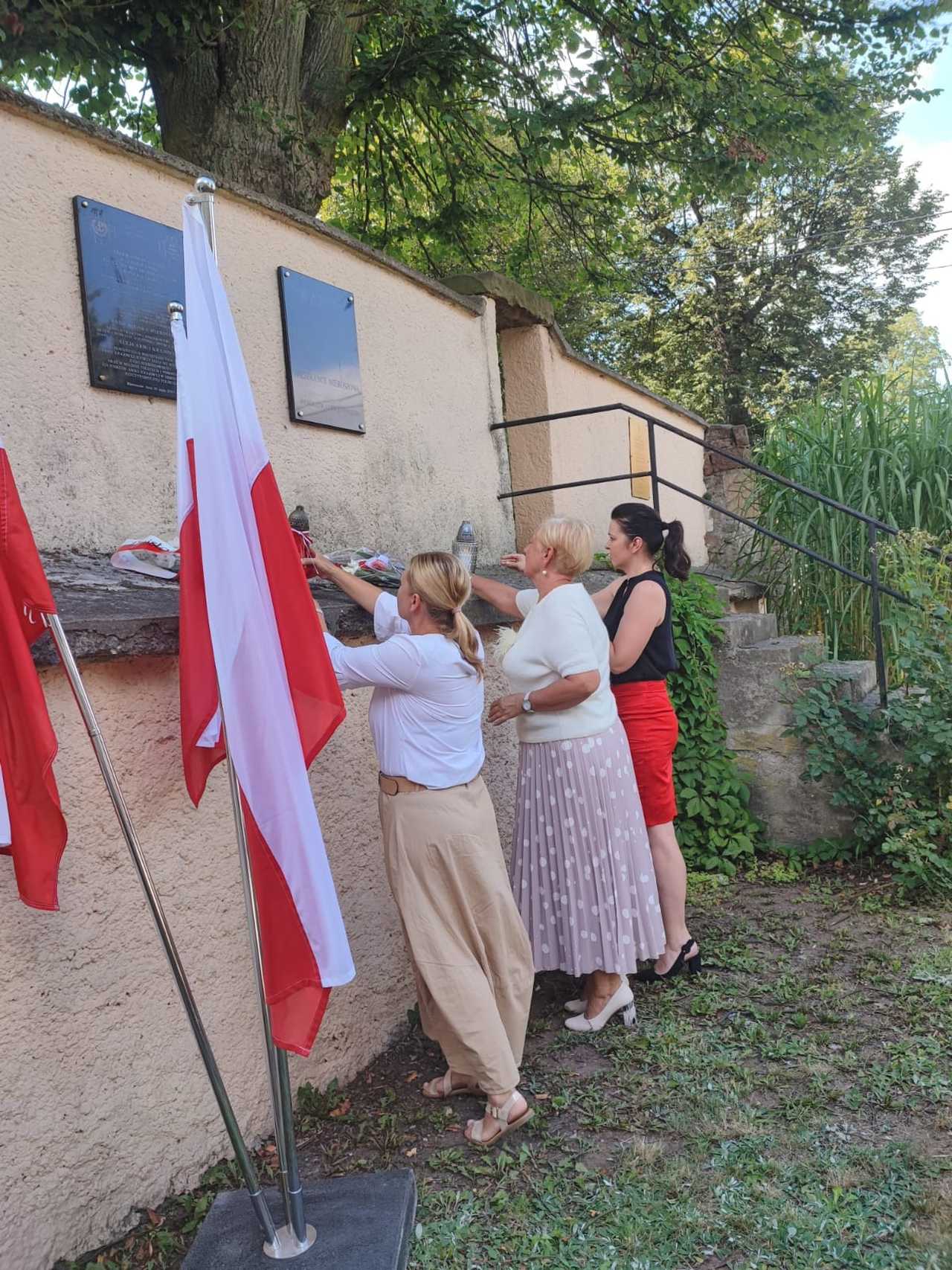 [FOTO] Obchody 80. rocznicy wybuchu powstania warszawskiego w Mieroszowie