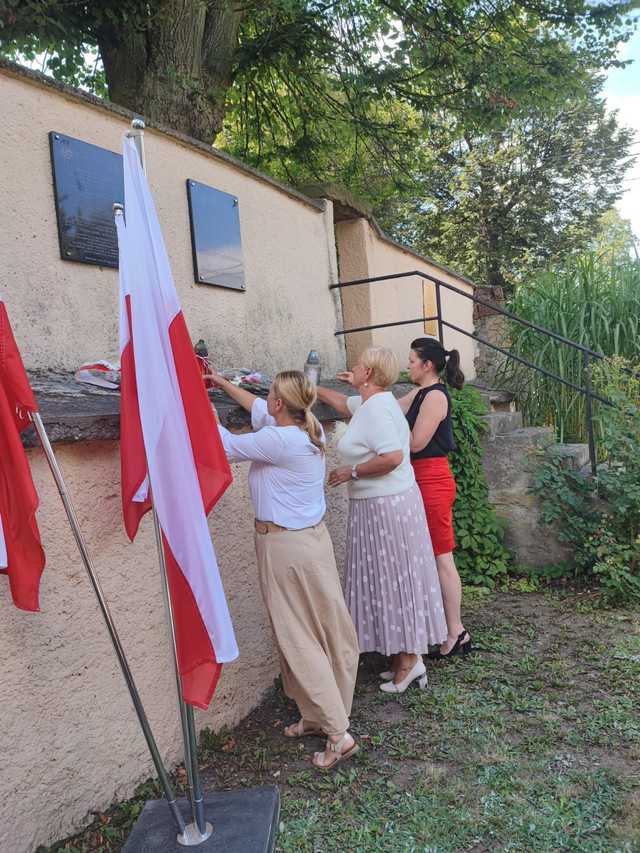 [FOTO] Obchody 80. rocznicy wybuchu powstania warszawskiego w Mieroszowie