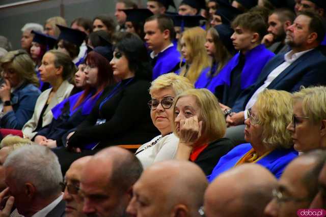 [FOTO] W Akademii Nauk Stosowanych zainaugurowano rok akademicki 2024/25