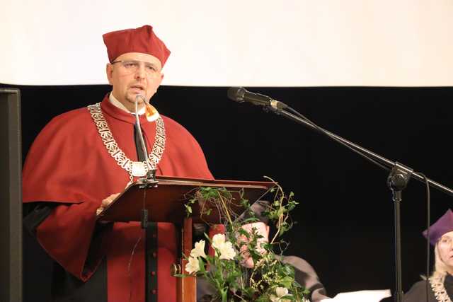 Rozpoczęcie roku akademickiego na Politechnice Wrocławskiej w Wałbrzychu