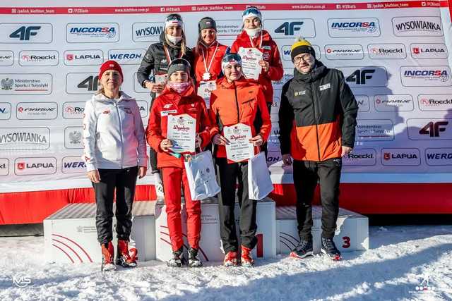 [FOTO] Sukcesy zawodników z Czarnego Boru na zawodach biathlonowych w Jakuszycach