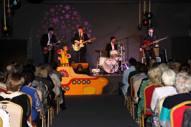 [FOTO] Kobiety z gminy Czarny Bór świętowały w rytmach rock and roll-a