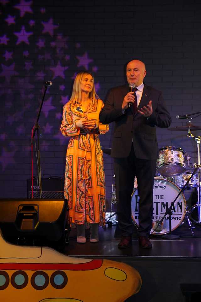 [FOTO] Kobiety z gminy Czarny Bór świętowały w rytmach rock and roll-a
