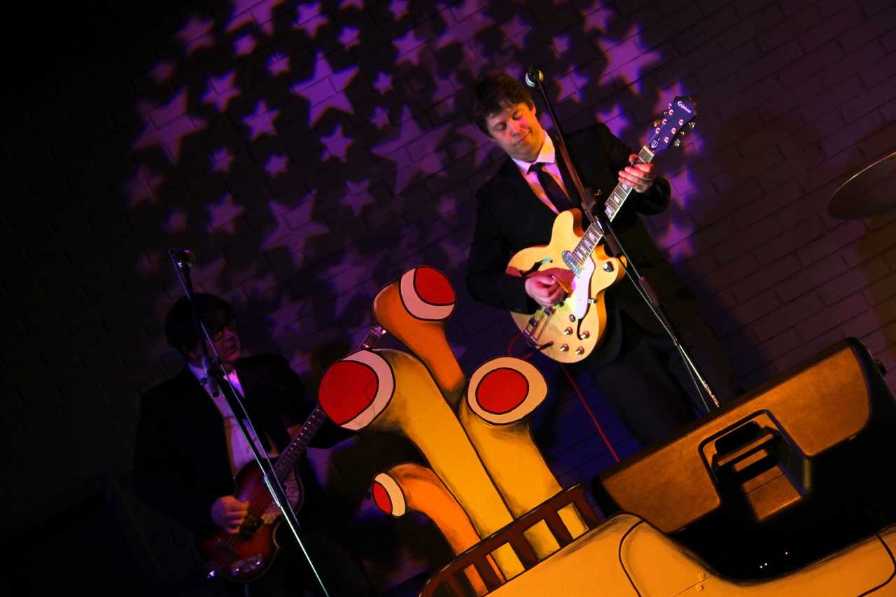 [FOTO] Kobiety z gminy Czarny Bór świętowały w rytmach rock and roll-a