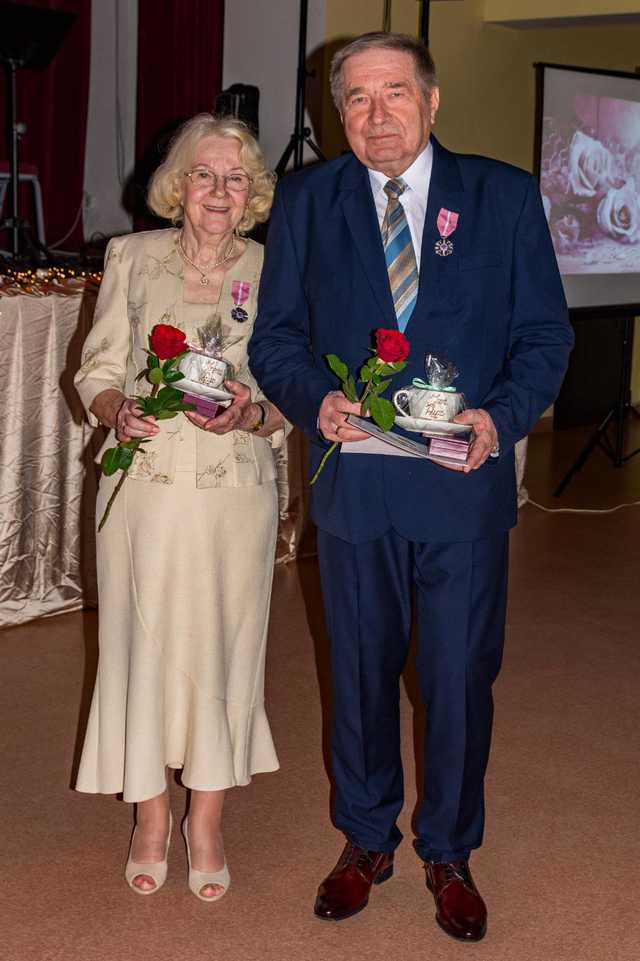 [FOTO] Pary z gminy Mieroszów świętowały jubileusze długoletniego pożycia małżeńskiego