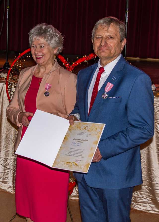 [FOTO] Pary z gminy Mieroszów świętowały jubileusze długoletniego pożycia małżeńskiego