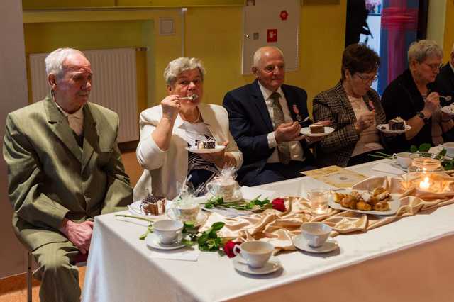 [FOTO] Pary z gminy Mieroszów świętowały jubileusze długoletniego pożycia małżeńskiego