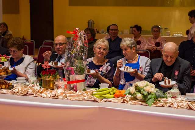 [FOTO] Pary z gminy Mieroszów świętowały jubileusze długoletniego pożycia małżeńskiego