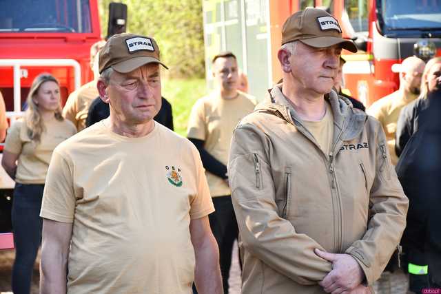 [WIDEO/FOTO] Oficjalne przekazanie wozu strażackiego dla OSP Jedlina-Zdrój