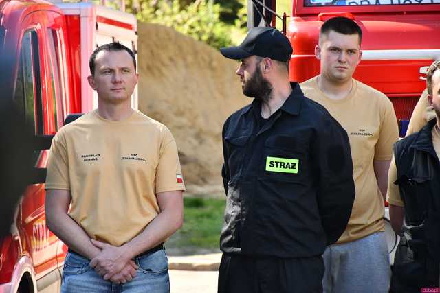 [WIDEO/FOTO] Oficjalne przekazanie wozu strażackiego dla OSP Jedlina-Zdrój