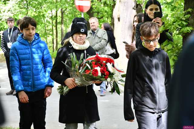 [WIDEO/FOTO] Przy Zamku Książ obchodzili 80. rocznicę zakończenia II wojny światowej