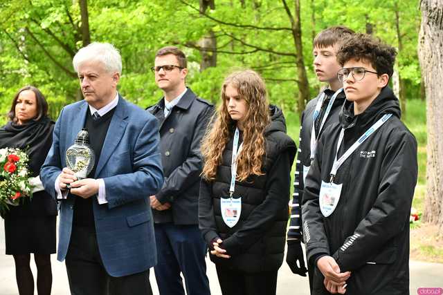 [WIDEO/FOTO] Przy Zamku Książ obchodzili 80. rocznicę zakończenia II wojny światowej