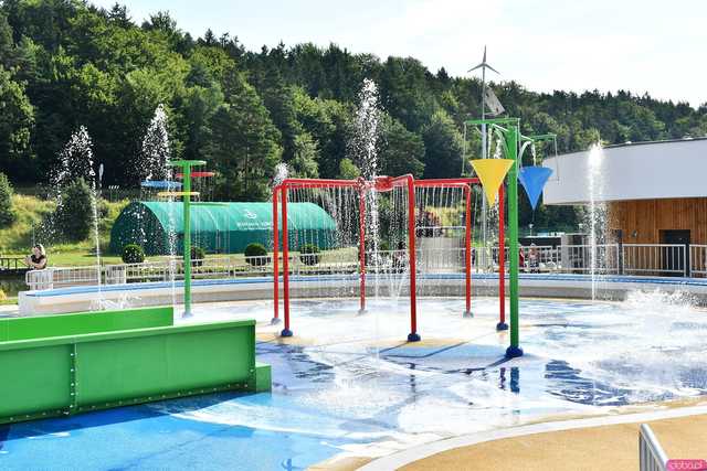 [FOTO] Otwarto nowy park wodny w Jedlinie-Zdroju! Atrakcji nie brakuje, a wstęp jest darmowy!