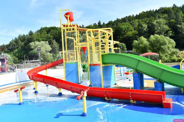 [FOTO] Otwarto nowy park wodny w Jedlinie-Zdroju! Atrakcji nie brakuje, a wstęp jest darmowy!