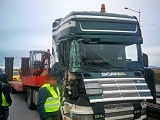 Zderzenie dwóch ciężarówek na A4 