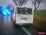 Wypadek na DK8. Autobus najechał na osobówki