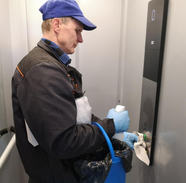Pakiet bezpieczeństwa dla 150 tys. wrocławian na czas pandemii koronawirusa