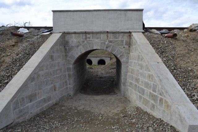 Koleją pod Ślężę - PLK szykują linię do atrakcyjnych podróży