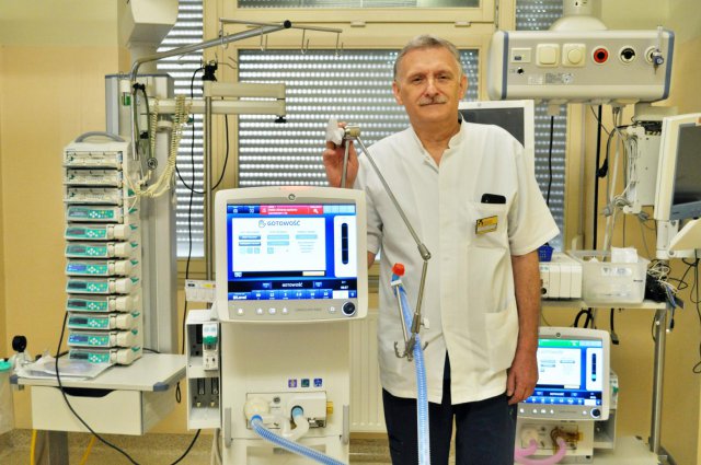 Uniwersytecki Szpital Kliniczny otrzymał nowoczesny respirator