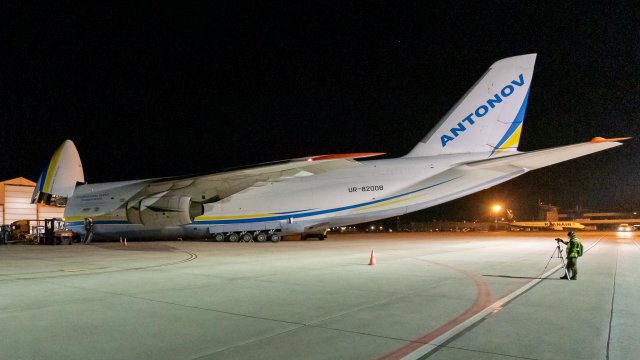 We Wrocławiu wylądował drugi AN-124 Rusłan z dostawa sprzętu medycznego